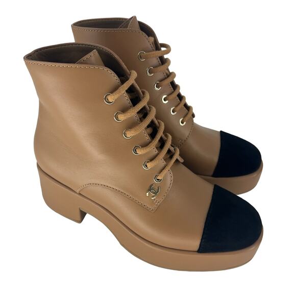 Chanel 2022 Interlocking CC Logo Cap Toe Lace-Up Boots - Picture 7 of 16